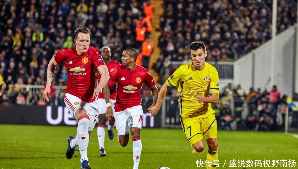 转会市场上 转会市场上